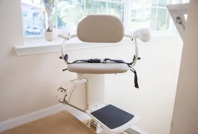 Harmar Pinnacle SL300 Stairlift (Up to 300lbs)